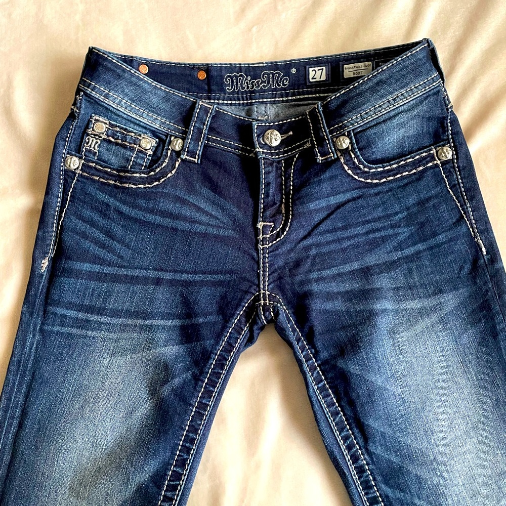 EUC Miss Me boot-cut jeans size 27